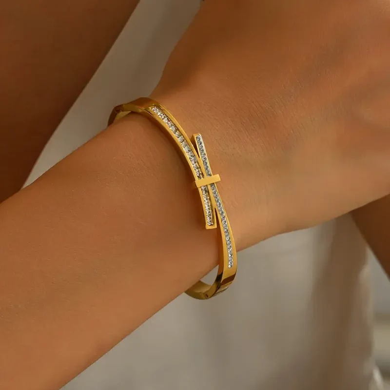 3pc Elegant Luxe Bracelet Set - Image 4