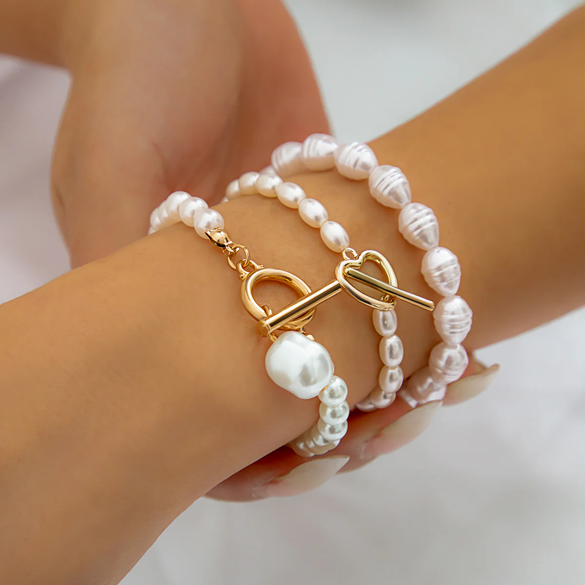 3pc Pearl Toggle Bracelet Set - Image 3