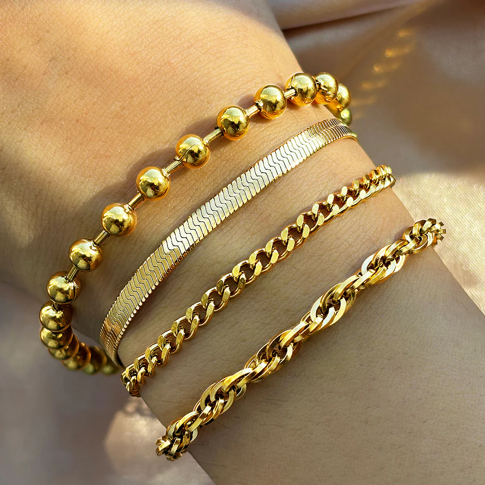 4pc Gold Link & Bead Bracelet Stack
