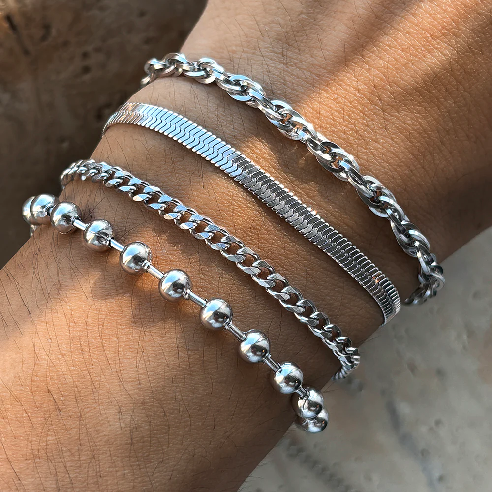 4pc Gold Link & Bead Bracelet Stack - Image 2