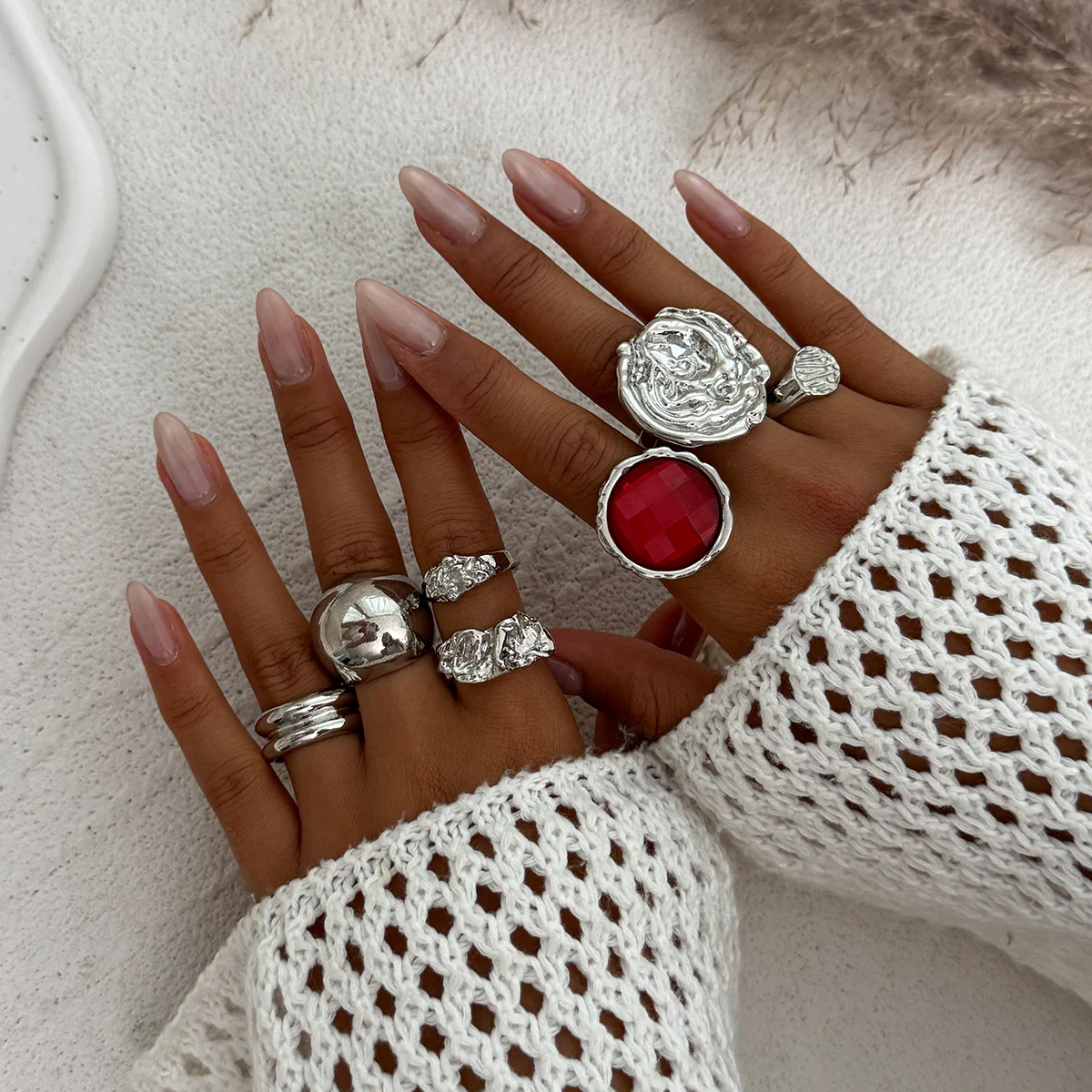 7pc Retro Rose & Geometric Ring Set - Image 2