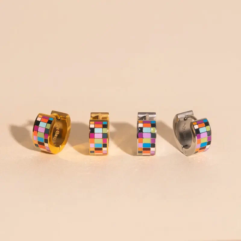 Chunky Checkered Hoop Earrings - Image 4