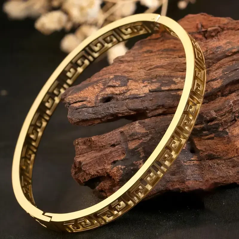 Dainty Meander Bracelet - Image 2