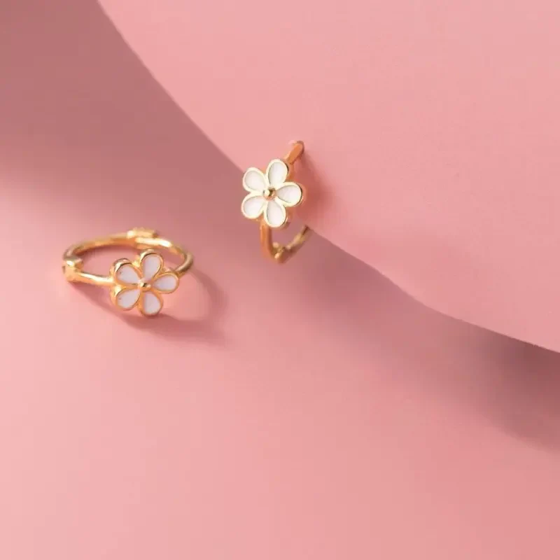 Daisy Flower Hoop Earrings - Image 5