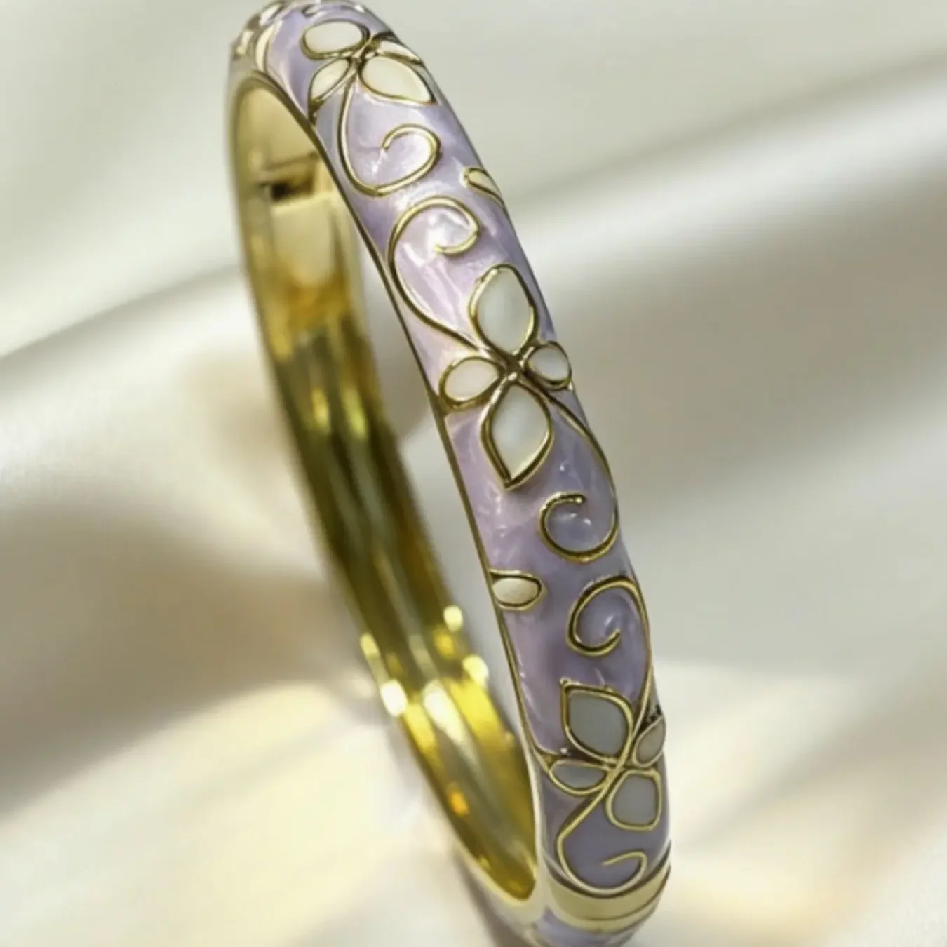 Dripping Floral Bangle