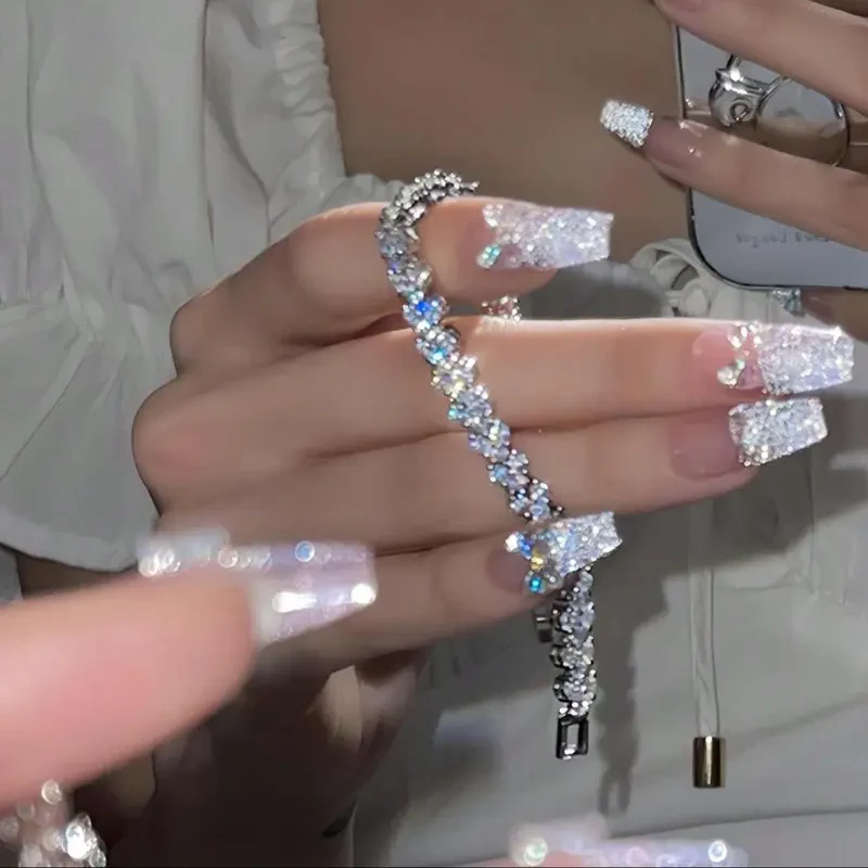 Exquisite Rhinestone Bracelet - Image 5
