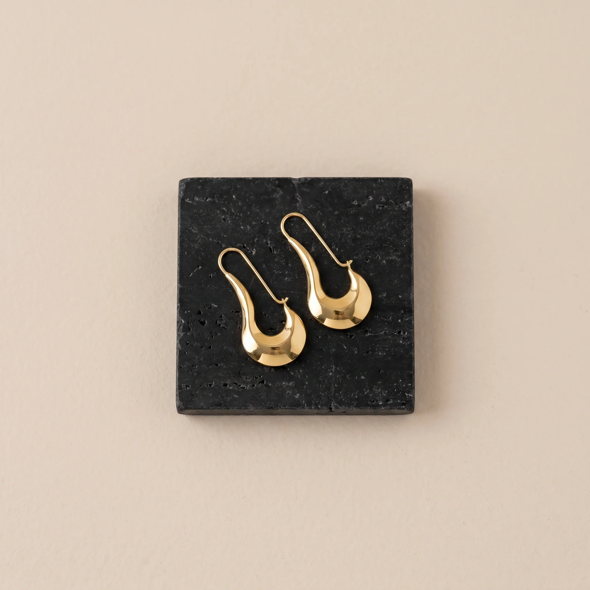 Geometric Dangle Earrings - Image 9