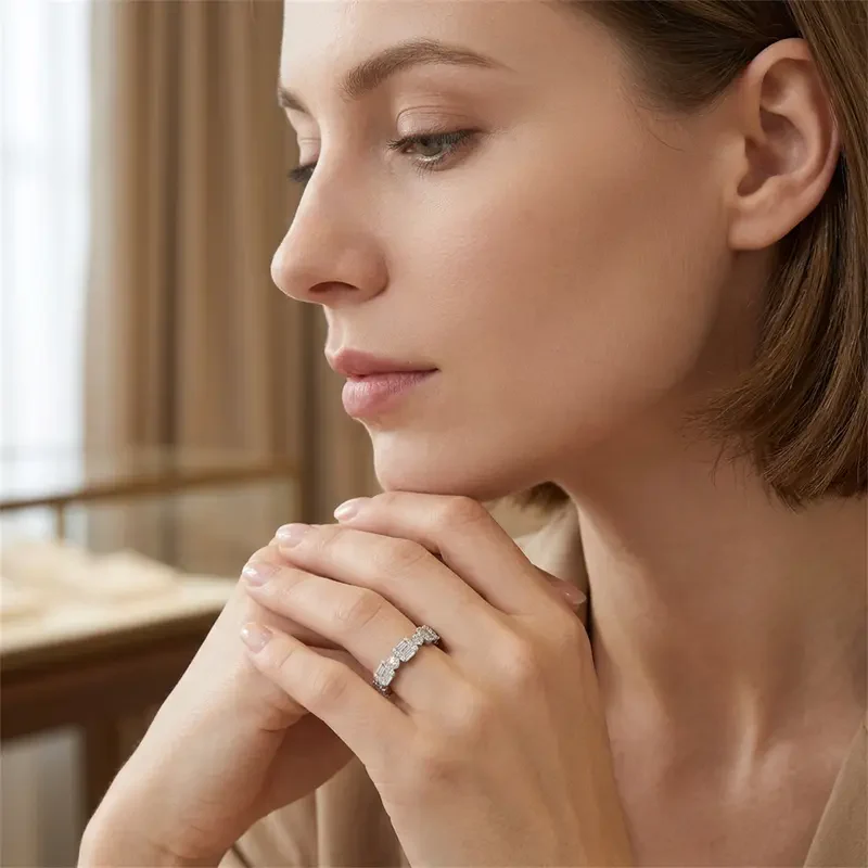 Metropolitan Glow Ring Set - Image 4