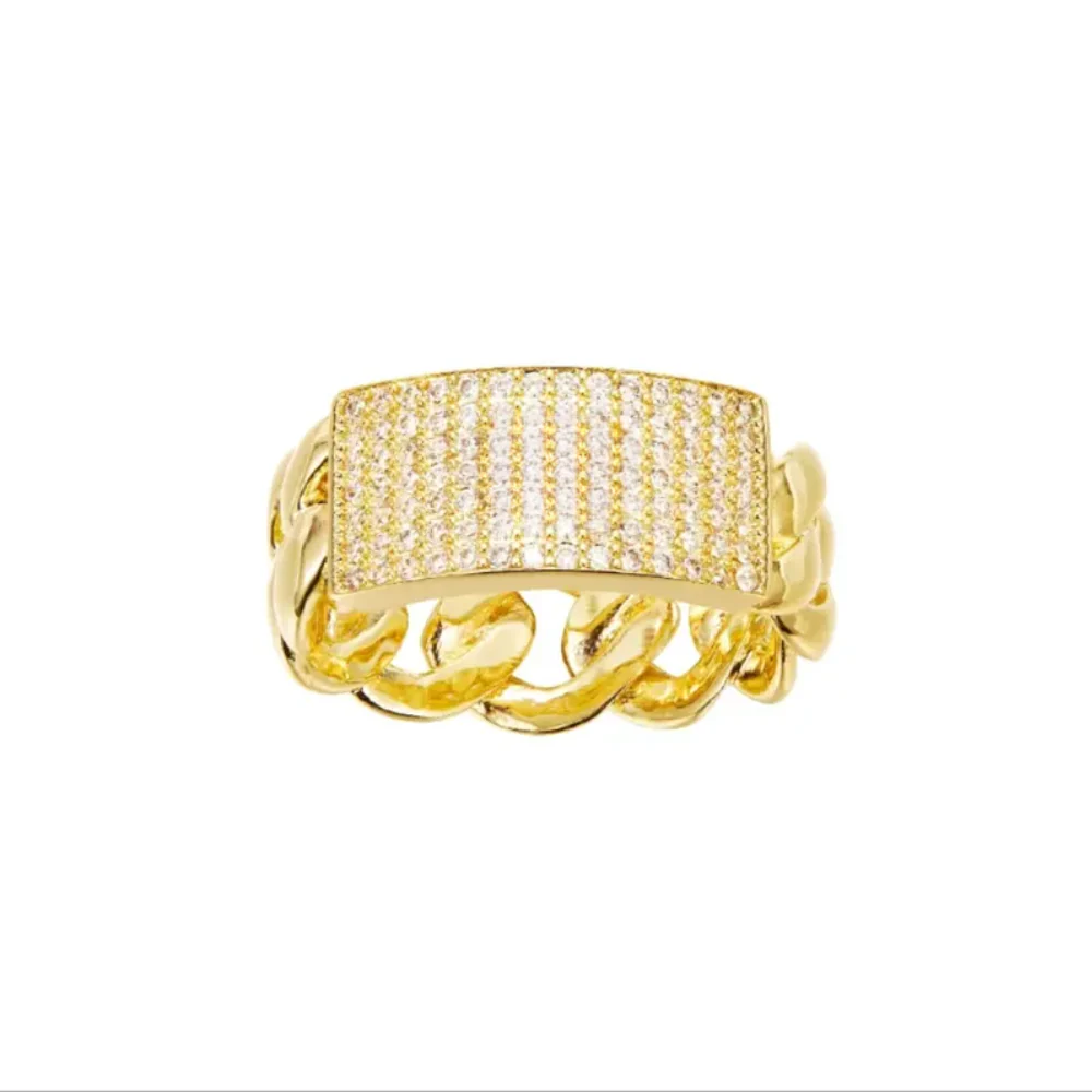 Minimal Cuban Link Necklace Featured Collection