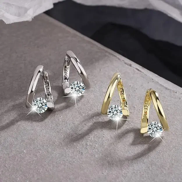 Moissanite Carat Heart Earrings - Image 3