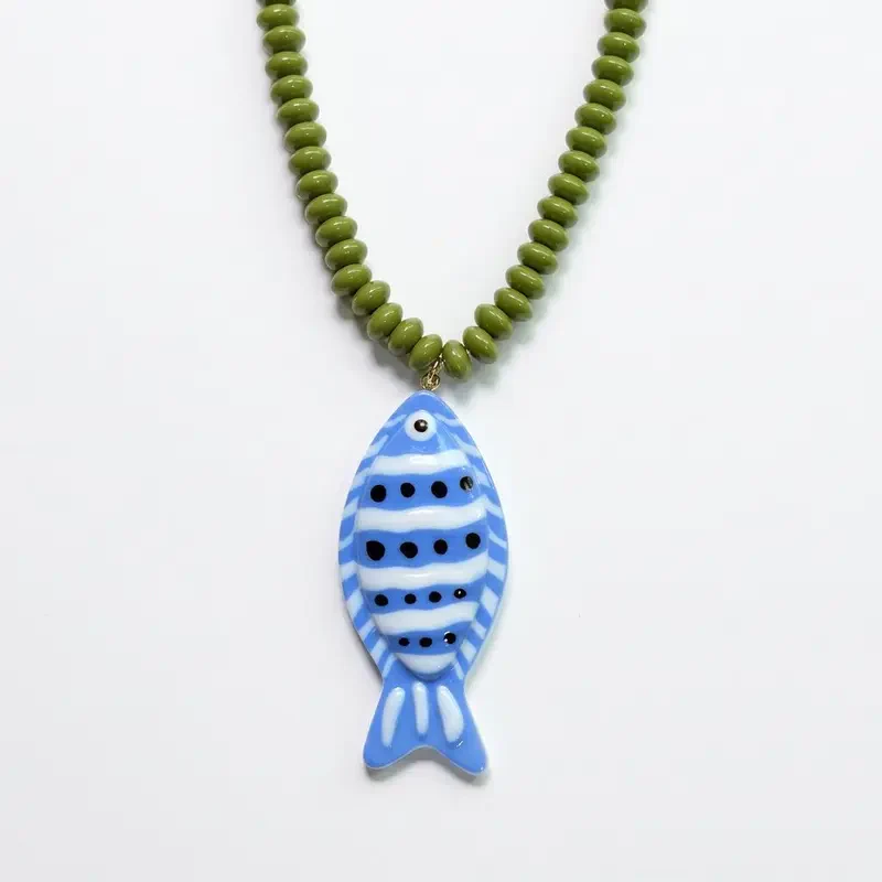 Tropical Fish Beaded Necklace - Image 4
