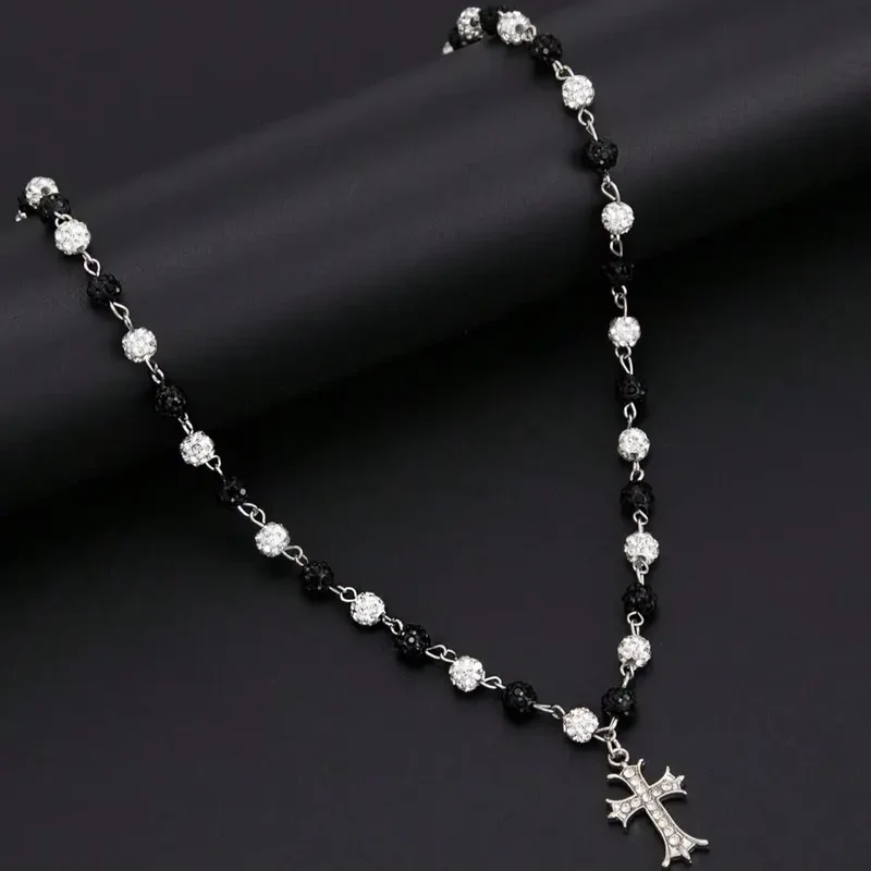 Vintage Pearl Cross Necklace - Image 4